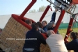 We gaan ballonvaren...passagiers instappen!